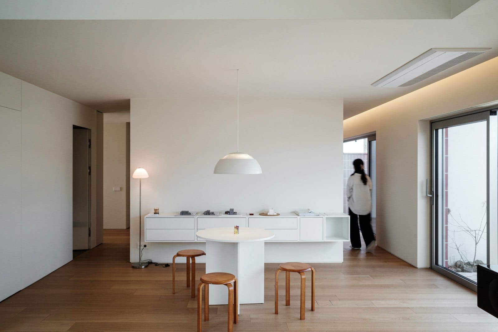 Bright modern interior of a managed Atlanta short-term rental